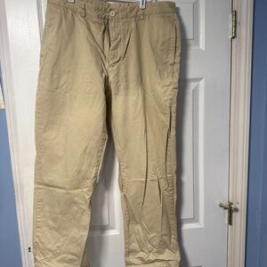 Vineyard Vines Khakis